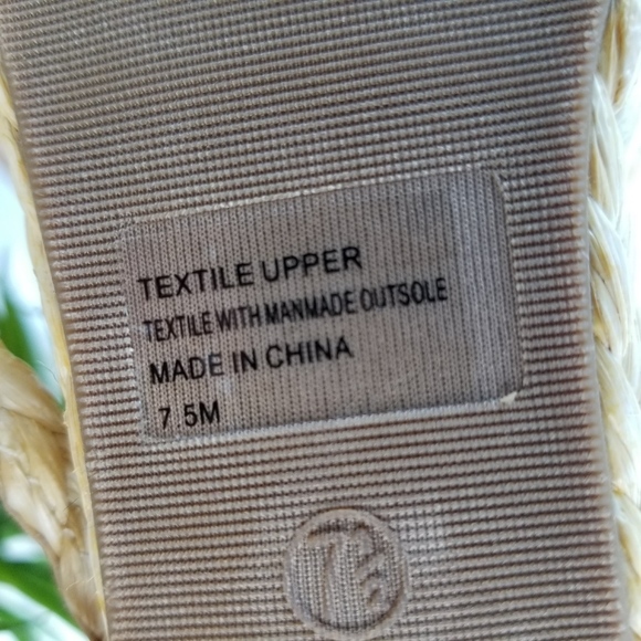 SOLD!! SOLD!! Sandal Straw Braid Jute Wedge Heel - Picture 7 of 8